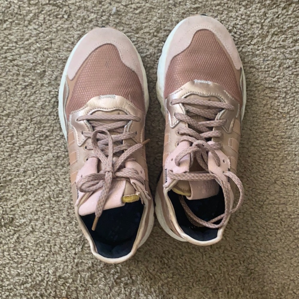 Adidas Sneakers